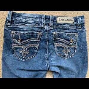 Rock revival easy skinny fit jeans.